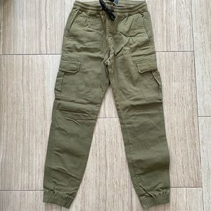 Forever 21 Cargo Pants. Camo Olive Green. Men’s Size XS